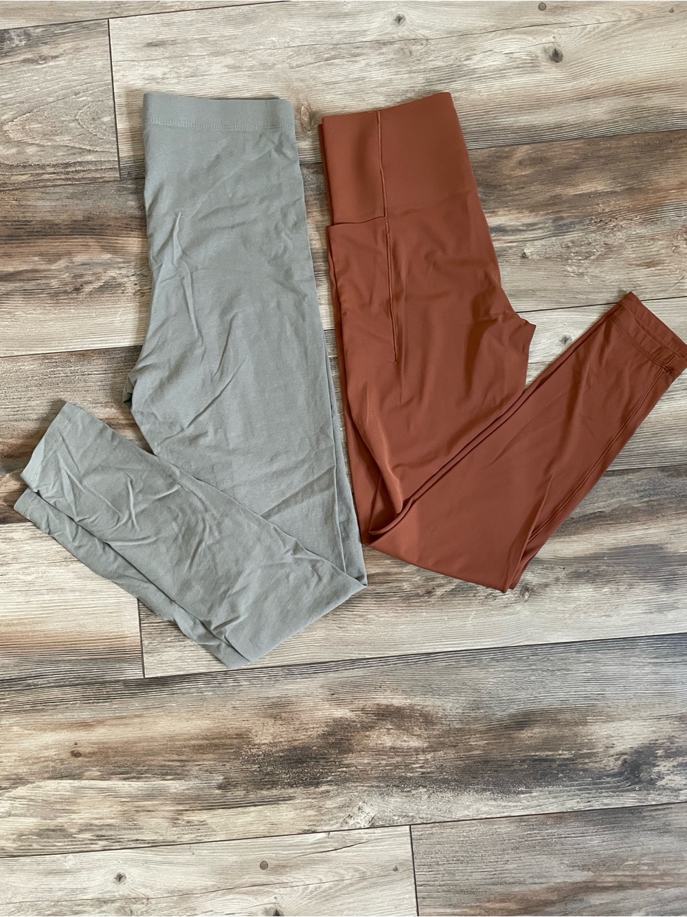 Rust and sage leggings bundle